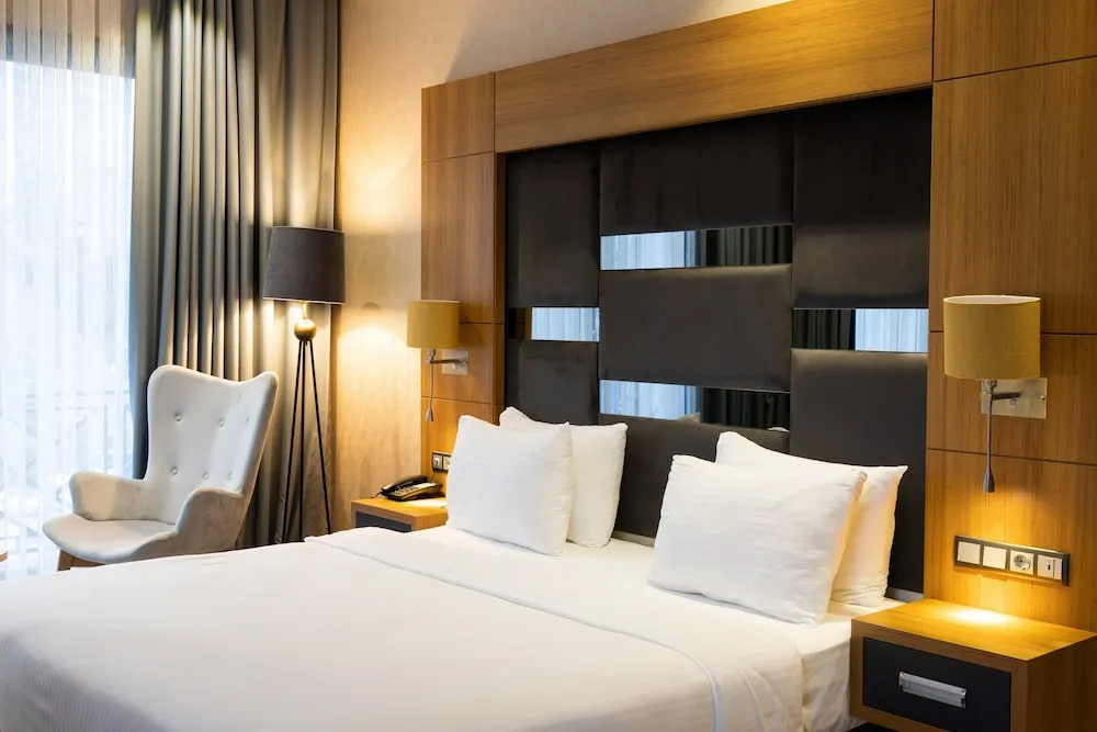 غرف كينغ فندق فندق Holiday Inn® Trabzon