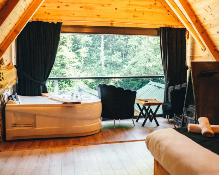 اكواخ ميغزا