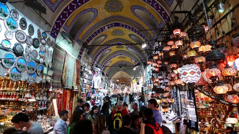 زيارة السوق المصري في اسطنبول