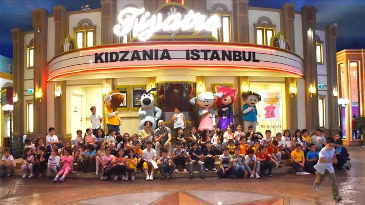 العاب KidZania كيدزانيا مول اكاسيا