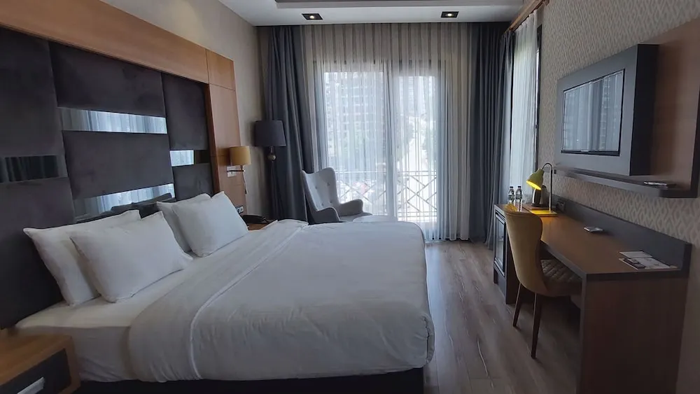 غرف كينغ فندق Holiday Inn® Trabzon