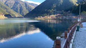  بحيرة أوزنجول (Uzungöl)، "البحيرة الطويلة", عرض سبعة أيام في طرابزون, وكالة السياحة في تركيا